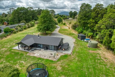 Photo of property in 5 Fairway Drive, Moana, 7872