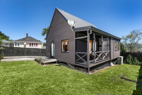 Photo of property in 261 Great North Road, Henderson, Auckland, 0612