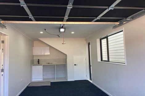 Photo of property in 527c Pakuranga Road, Howick, Auckland, 2010