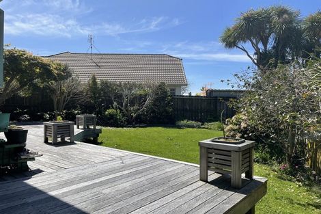 Photo of property in 18 Highgrove Place, Bethlehem, Tauranga, 3110