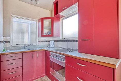 Photo of property in 46 Farquhar Road, Glendene, Auckland, 0602