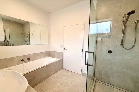 Photo of property in 13 Matuku Lane, Heathcote Valley, Christchurch, 8022