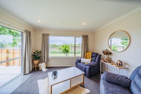 Photo of property in 33 Mcnaughton Place, Onekawa, Napier, 4110