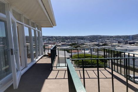 Photo of property in 8/2 Scarborough Terrace, Mount Victoria, Wellington, 6011