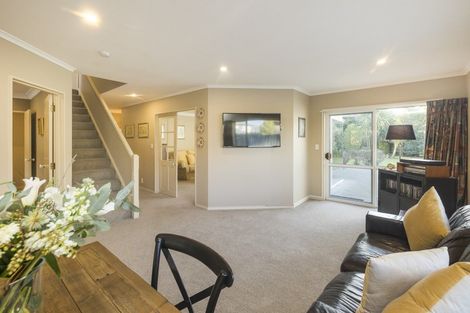 Photo of property in 30 Kilkenny Place, Fitzherbert, Palmerston North, 4410
