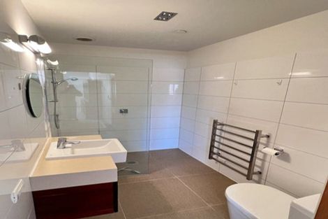 Photo of property in 8 Central Terrace, Alicetown, Lower Hutt, 5010