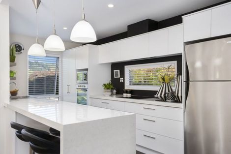 Photo of property in 62 Montgomery Crescent, Kinloch, Taupo, 3377