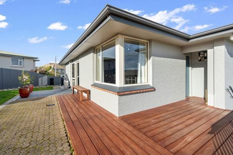 Photo of property in 12 Charles Street, East Gore, Gore, 9710