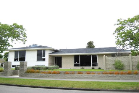 Photo of property in 1 Hawkswood Place, Avonhead, Christchurch, 8042