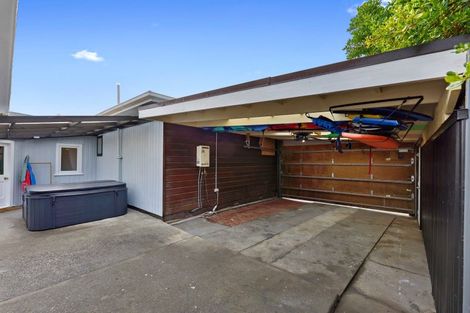 Photo of property in 25 Hillcrest Road, Raumati South, Paraparaumu, 5032