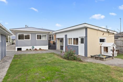 Photo of property in 155 Queen Street, Pukekohe, 2120