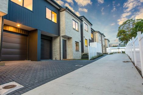 Photo of property in 3/17 Sandspit Road, Cockle Bay, Auckland, 2014