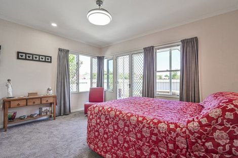 Photo of property in 408 King Street South, Hastings, 4122