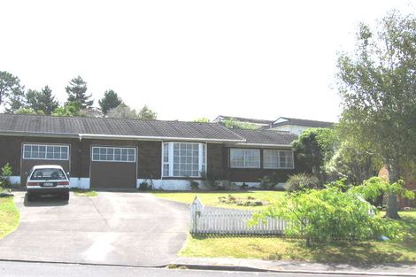 Photo of property in 1/35 Centorian Drive, Windsor Park, Auckland, 0632