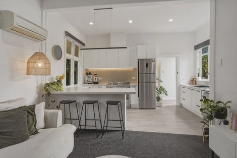 Photo of property in 24 Bridge Street, Clyde Hill, Dunedin, 9011