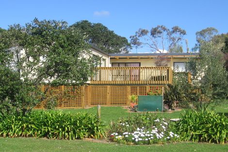 Photo of property in 3 Hilldale Crescent, Kuaotunu West, Whitianga, 3592