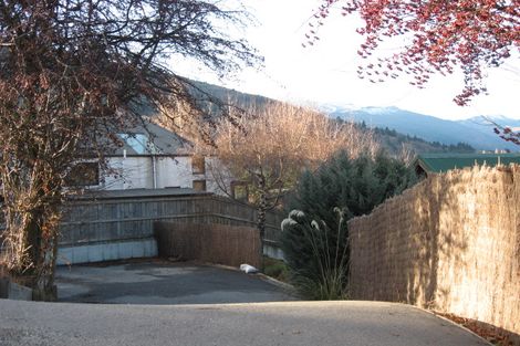 Photo of property in 18 Mcchesney Road, Arthurs Point, Queenstown, 9371