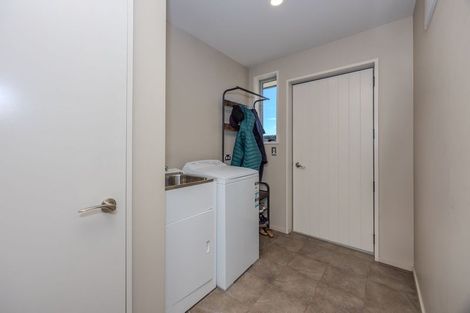 Photo of property in 12a Alpha Close, Wanaka, 9305