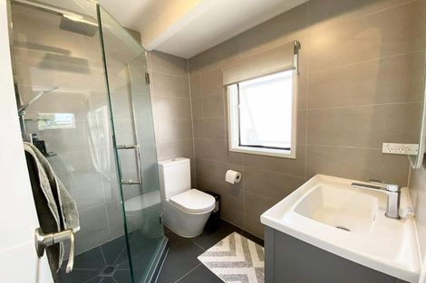 Photo of property in 14 Scotstoun Place, Glen Eden, Auckland, 0602