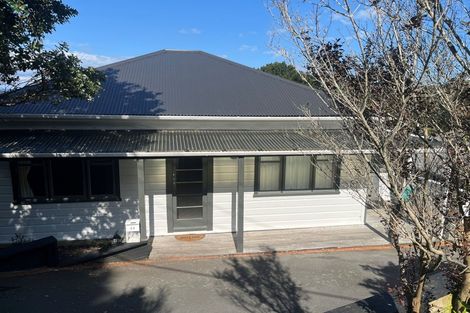 Photo of property in 43 Mortimer Terrace, Brooklyn, Wellington, 6021