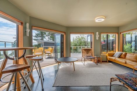 Photo of property in 320 Princes Drive, Britannia Heights, Nelson, 7010