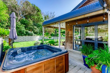 Photo of property in 16 Sydney Crescent, Raumati South, Paraparaumu, 5032