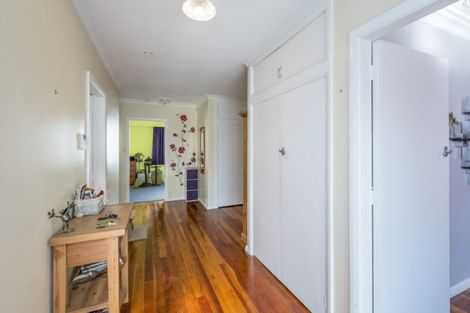 Photo of property in 84 Macarthur Street, Levin, 5510