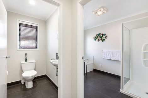 Photo of property in 3 Mcgregor Place, Paraparaumu, 5032