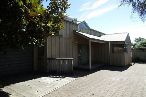 Photo of property in 2/16 Arrowsmith Avenue, Waipahihi, Taupo, 3330