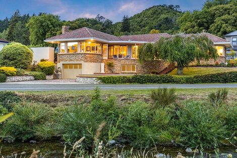 Photo of property in 16 Avon Terrace, The Wood, Nelson, 7010