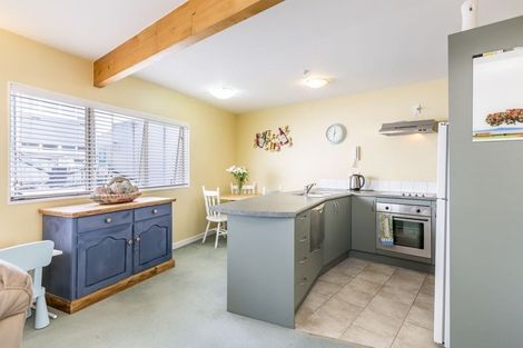 Photo of property in 1/81 Birkenhead Avenue, Birkenhead, Auckland, 0626