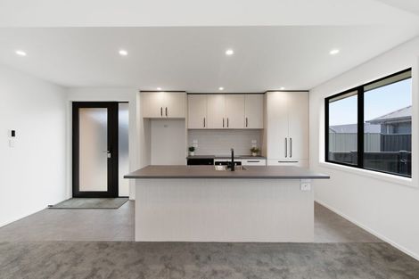 Photo of property in 99 Hoffman Court, Waikiwi, Invercargill, 9810