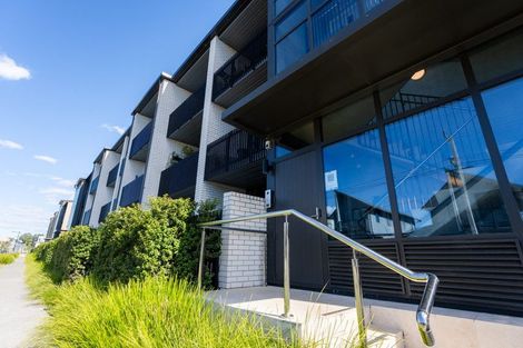 Photo of property in 209/38e Fraser Avenue, Northcote, Auckland, 0627