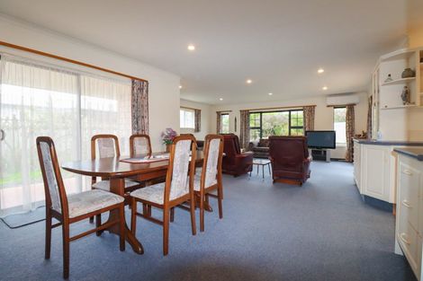 Photo of property in 64 Gregg Street, Dannevirke, 4930