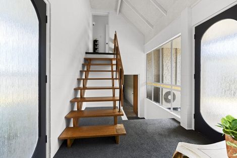 Photo of property in 3 Park Lane, Waitara, 4320