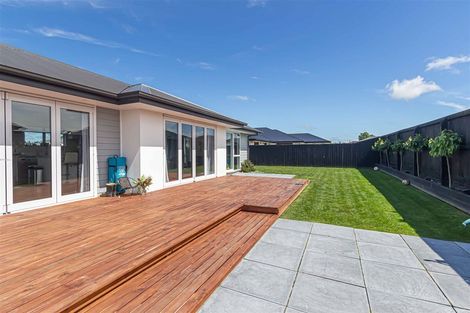 Photo of property in 7 Springbrook Close, Rangiora, 7400