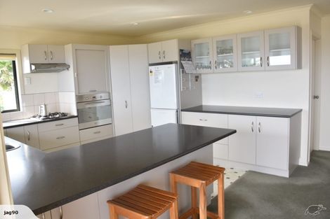 Photo of property in 49 Spicer Road, Cable Bay, 0420