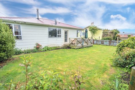 Photo of property in 37 Queen Street, Otautau, 9610