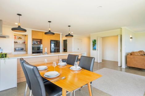 Photo of property in 30 Matenga Street, Waikanae, 5036