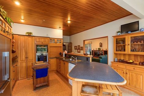 Photo of property in 18 Witako Street, Epuni, Lower Hutt, 5011