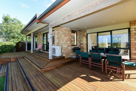 Photo of property in 1 Limousin Place, Grandview Heights, Hamilton, 3200