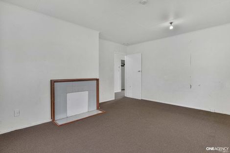 Photo of property in 141 Castor Crescent, Cannons Creek, Porirua, 5024