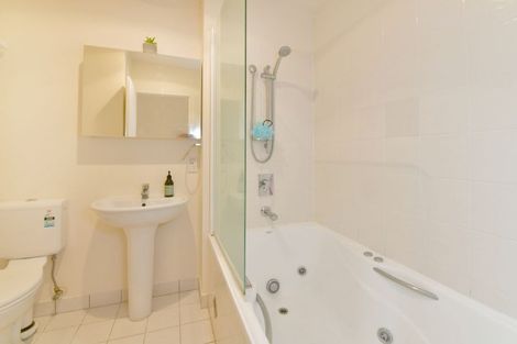 Photo of property in 39/3 Riverside Road, Orewa, 0931