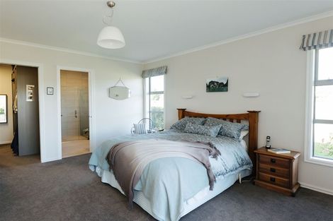 Photo of property in 14 Blue Stone Drive, Waiareka Junction, Oamaru, 9401