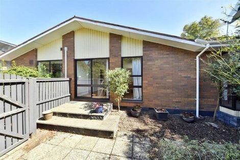 Photo of property in 10 Lynfield Avenue, Ilam, Christchurch, 8041