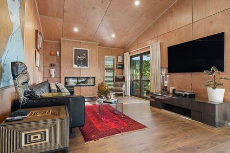 Photo of property in 79 Regent Street, Martinborough, 5711