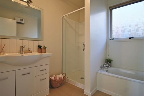 Photo of property in 60 Aronui Road, Bridge Hill, Alexandra, 9320