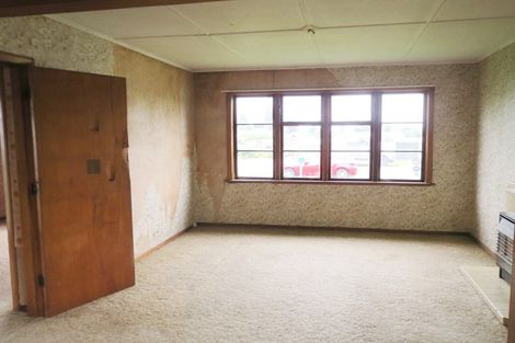 Photo of property in 11 Mckenzie Street, Levin, 5510