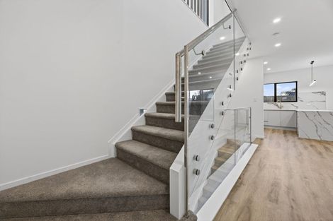 Photo of property in 27 Jandell Crescent, Bucklands Beach, Auckland, 2014