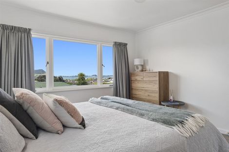Photo of property in 12a Seaview Road, Otumoetai, Tauranga, 3110